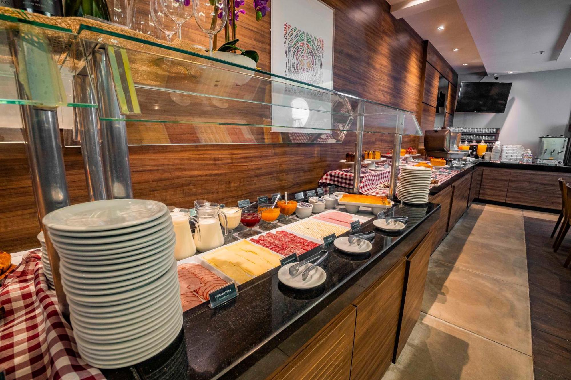 Hotel Laghetto Bento Bento Gonçalves エクステリア 写真